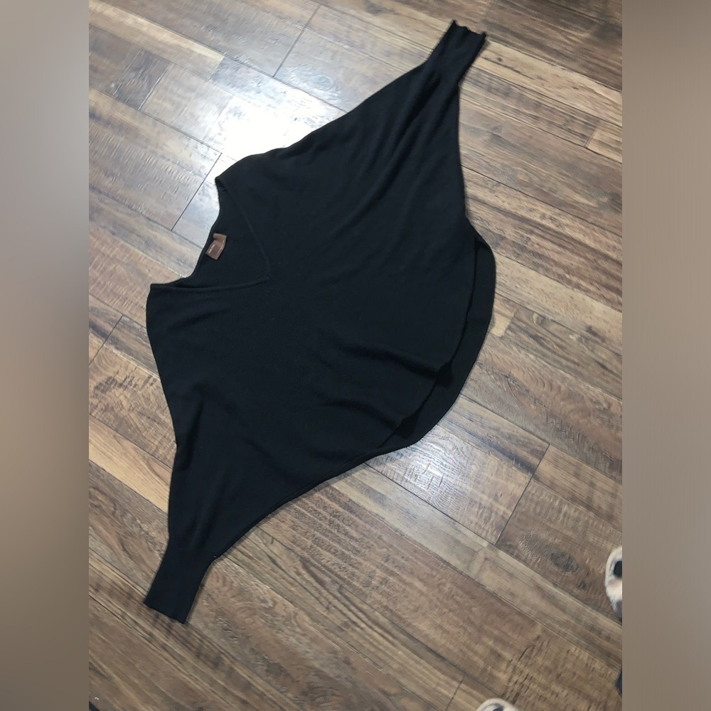 Kerisma Sweater Knit Ryu Top Black Size S/M Classic Fall Boho Casual Lux Casual — image 2 of 6